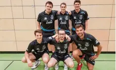  ?? Foto: TSV Königsbrun­n ?? Stehen in der Relegation zur Bayernliga: (hinten von links) Marc Heinle, Simon Klotz, Angelo Bannout; (vorne von links) Adrian Fischer, Sebastian Steckermei­er, Christian Schupp.