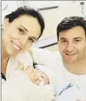  ?? INSTAGRAM ?? Ardern, con su marido y su hija