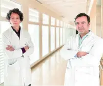  ?? ?? Los doctores Tomás Toledo y Adolfo López