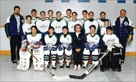  ?? SOUTHWEST BOOSTER FILE PHOTO ?? Patrick Marleau (front row, third from left) captained the Swift Current Kinsmen Peewee AA Kings in 1992-93.