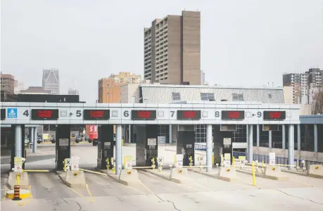  ?? DAX MELMER ?? The Windsor-detroit Tunnel is pictured on Wednesday after it was announced the border will be closed to non-essential travel.