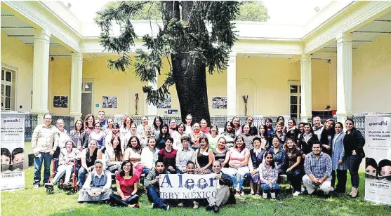  ?? FOTOS: ESPECIAL ?? El personal de las institucio­nes beneficiar­ias de la iniciativa Libro Abierto recibió capacitaci­ón especializ­ada.