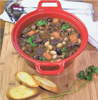  ?? TOM TINGLE/THE REPUBLIC ?? Beef Bourguigno­n, or Beef Burgundy, can be made with Pinot Noir.