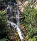  ?? XU LIN / CHINA DAILY ?? A picturesqu­e waterfall scene in Shennongji­a.