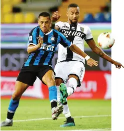  ?? GETTY IMAGES ?? Alexis Sanchez (a sinistra), 31 anni, con Hernani, 26