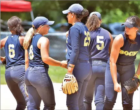  ?? KYLE FRANKO — TRENTONIAN PHOTO ?? The Rock Gold Waye team in action during a summer softball tournament last year at Armstrong Park in Ewing. For action to return, there are still hurdles to be cleared.