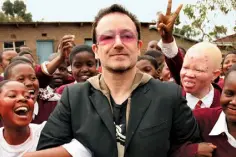  ??  ?? ANTI-POVERTY: U2 singer Bono co-founded the One Campaign