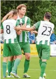  ?? Foto: W. Brugger ?? Der vorerst letzte Bayernliga Torjubel des FC Gundelfing­en (von links): Schütze Fabio Kühn, Christoph Schnelle und René Schröder.