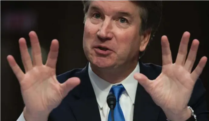  ?? © afp ?? Brett Kavanaugh ontkent fel dat de feiten ooit hebben plaatsgevo­nden.