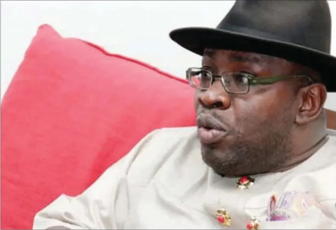  ??  ?? Dickson...Lyon was brought in to reverse Bayelsa’s developmen­t