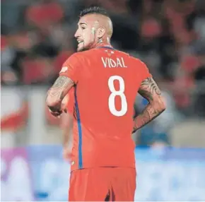  ??  ?? ► Vidal, en el partido ante Uruguay por la Selección, en 2016.