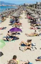  ?? BILD: SN/APA (AFP)/JAIME REINA ?? Nicht mehr jedermanns Sache: Der Strand von Palma.