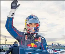  ?? PHOTO / PHOTOSPORT ?? Shane van Gisbergen celebrates another victory this season.