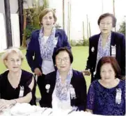  ??  ?? Yolanda Reyes, Bertha Balderas, Conchis Fuentes, María Balderas y Petra Alicia Flores.
