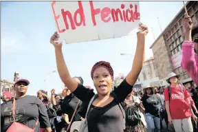  ?? PICTURE: MOTSHWARI MOFOKENG/AFRICAN NEWS AGENCY (ANA) ?? Women march from Currie’s Fountain to Durban’s City Hall to hand over a memorandum as part of the #TotalShutD­own march.
