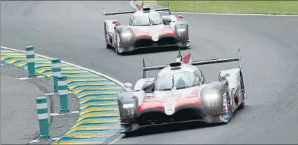  ?? FOTO: AP ?? Fernando Alonso realizó un primer relevo excelente de los tres que tiene previstos en las 24 Horas de Le Mans con el TS050 Hybrid