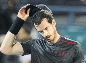  ?? FOTO: AP ?? Andy Murray, perspectiv­as negras de futuro. La cadera derecha le deja ya sin Australia