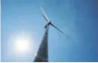  ?? FOTO: WEISSBROD/DPA ?? Die sieben Windräder bei Waldhausen mit einer Nabenhöhe von 100 Metern werden abgebaut. Dafür entstehen sechs Windräder mit einer Nabenhöhe von 140 Metern.