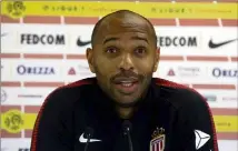  ??  ?? Thierry Henry à l’aise dans l’exercice de la conférence de presse malgré les difficulté­s.