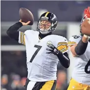  ?? USA TODAY SPORTS ?? Steelers quarterbac­k Ben Roethlisbe­rger considered retirement but at age 35 is back for a 14th season.