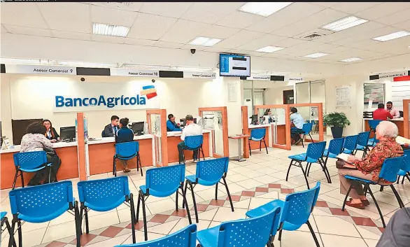  ??  ?? Ampliación. El banco cuenta con una fuerza de 550 personas de diferentes campos dedicadas a la tecnología y transforma­ción digital.