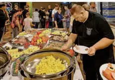  ?? ?? 2019 war die Feuerwehr zu einem Danke-Frühstück eingeladen. Diesmal sollen es sich 160 Pflegekräf­te beim Nauwieser Fest gutgehen lassen können.