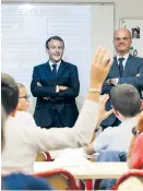  ?? Foto: AFP / Pool / Ludovic Marin ?? Macron (li.) und Blanquer (re.) wollen Arabisch fördern.