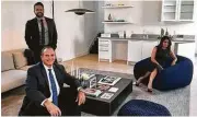  ??  ?? JDR’s Richard Ray (foreground) teamed with Karun Magon and Nina Magon for The Modern Show House.