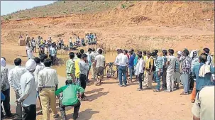  ?? HT PHOTO ?? Waterfille­d mining pit near Khajuraho in Chhatarpur district where two children had drowned earlier this year.