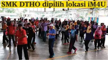  ??  ?? PROGRAM iIM4U PUSPANITA, Kementeria­n Pertahanan 2017 di SMK Desa Tun Hussein Onn, baru-baru ini.