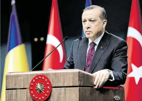  ?? Turecku vládne pevnou rukou Recep Tayyip Erdogan. Nemá rád opozici, kritická média ani satiru mířící na jeho osobu.
FOTO REUTERS ?? Autoritati­vní prezident.