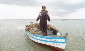  ?? ?? Fisher Radhia Juoili builds traps for blue crabs to sell to make up for her losses from traditiona­l fishing