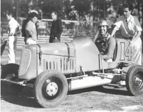  ??  ?? Below left: Al Stein was an accomplish­ed Midget racer in the 1930s