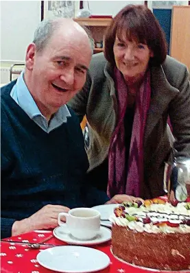  ??  ?? Relief: Jean Anderson with her brother Terry in the centre