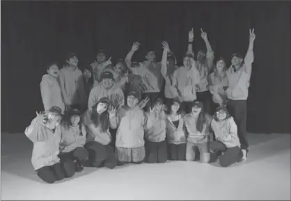  ?? SARAH ROBICHAUD ?? The Pikangikum Intergener­ational dance project, performed at the Eenchokay Birchstick school gym. The dancers ranged in age from Grade 6 to Grade 12. Teachers and community members were also part of the project and performanc­e.