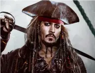  ?? ?? IMAGEN. La saga de “Piratas del Caribe” inmortaliz­ó a Johnny Depp como un actor cómico.