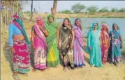  ?? HT PHOTO ?? Women of Dharabpur met district officers and drew their attention to the villagers’ plight.