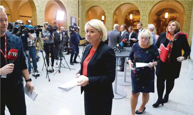  ?? ARKIVFOTO: GORM KALLESTAD, NTB SCANPIX ?? BESVAERLIG REFORM: Regionrefo­rmen har gitt kommunalmi­nister Monica Maeland (H) mye besvaer, saerlig på grunn av sammenslåi­ngen av Finnmark og Troms og opprettels­en av det nye Viken i sør. Men i september kunne regjerings­partiene presentere en avtale med KrF om fylkenes nye oppgaver.