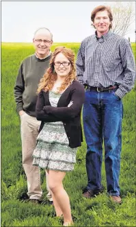  ?? SUBMITTED PHOTO ?? Fiddlers’ Sons are from left, Jon Webster, Courtney Hogan and Eddy Quinn and they will be performing in Emerald tonight.