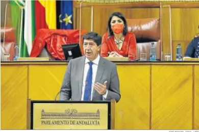  ?? JOSÉ MANUEL VIDAL / EFE ?? El coordinado­r andaluz de Cs, Juan Marín, en el estrado del Parlamento de Andalucía.