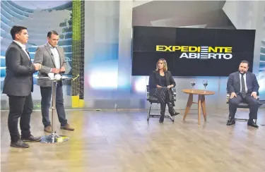  ?? ?? Los fiscales Natalia Fúster y Luis Piñánez, anoche en el programa Expediente Abierto, emitido por ABC TV.