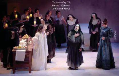  ??  ?? “Le comte Ory” di Rossini all’OpéraComiq­ue di Parigi