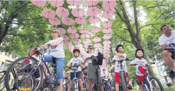  ??  ?? Banovanje u sklopu kojeg se održava i obiteljska biciklijad­a jedna je od popularnij­ih manifestac­ija u Zaprešiću
