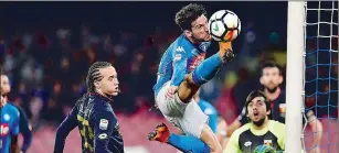  ??  ?? Che numeri
Il belga “tascabile” al Napoli sta viaggiando a ritmi realizzati­vi impression­anti: in cinque stagioni, tra campionato e coppe, ha segnato 89 gol in 224 partite
Solo la scorsa stagione segnò 34 reti