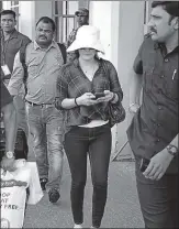  ?? PTI ?? Actor Preity Zinta arrives at Jodhpur airport to meet Salman Khan who is lodged in the Central jail, in Rajasthan on Friday.