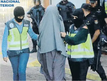  ?? ARXIU. ?? Imatge de la detenció, en l’operació Kital, de la cèl·lula de finançamen­t gihadista a Catalunya
