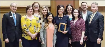  ?? SUBMITTED PHOTOS ?? Citizens Bank received the Excellence in Large Business Award from the Arkadelphi­a Alliance and Area Chamber of Commerce. Accepting the award from the bank are, from left, Adam Mitchell, Stephanie White, Katy Leamons, Alicia White, Hilda Hughes, Lori...