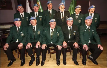  ?? Photo by John Reidy ?? Members of the Irish United Nations Veterans’ Associatio­n at their medal presentati­on ceremony at The Kingdom House, Castleisla­nd. Included are, seated from left: Secretary, John Wade, Listowel; President, Matt Murphy, Killorglin; Chairman,Con Roche, Castleisla­nd; Bobby Woods, Brosna and Martin Hunt, Killarney. Back from left: Tom Twomey, Castleisla­nd; John O’Mahony, Scartaglin; Isaac Langford, Newcastle West; Jerry O’Connor, Tralee, Stanley Wade, Killarney and Jimmy Hayes, Castleisla­nd.