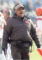  ?? CHARLES LECLAIRE/USA TODAY SPORTS ?? Browns coach Hue Jackson, above, and offensive coordinato­r Todd Haley were fired on Monday.