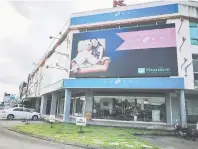  ??  ?? DI SINI: Premis Sonice Furniture yang terletak di No.99, Lot 3987, Jalan Dogan, Pusat Komersial Sunny Park, Batu Kawa.